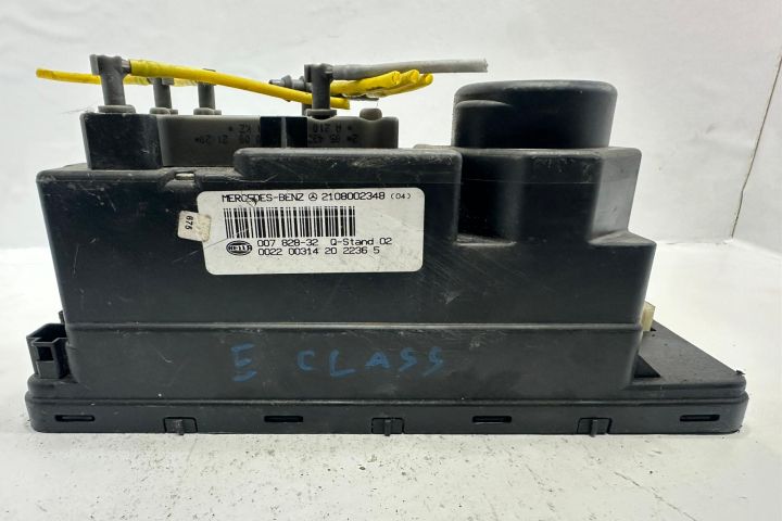 Pompa vacuum inchidere centralizata 2108002348 Mercedes-Benz E-Class