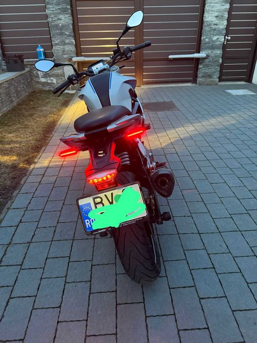 Motocicleta BMW G 310 R Akrapovič