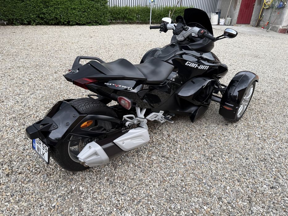 Vand/Schimb-CAN-AM SPYDER RSS SE5 2015