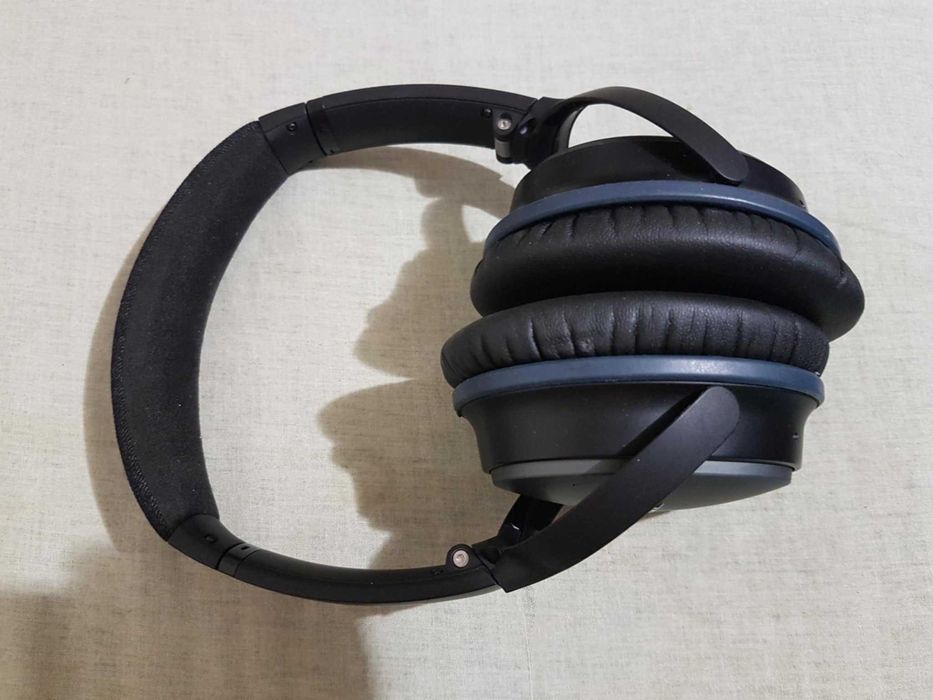 Casti Bose QC 25