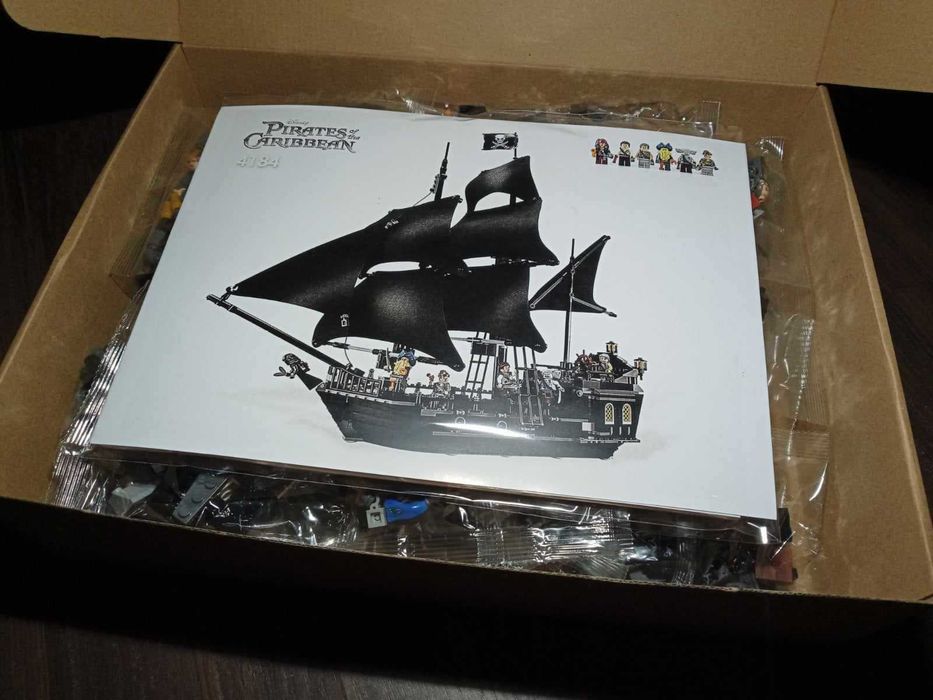NOU TIP le Go corabie nava Piratii Caraibe The Black Pearl 4184