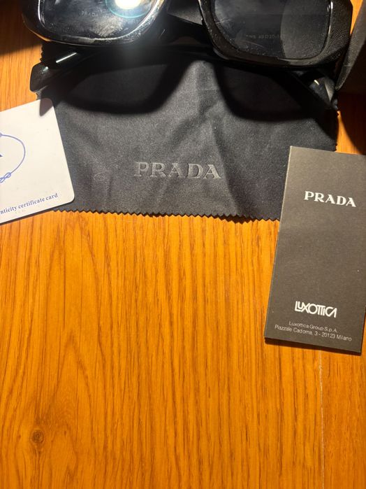 Слънчеви очила Prada
