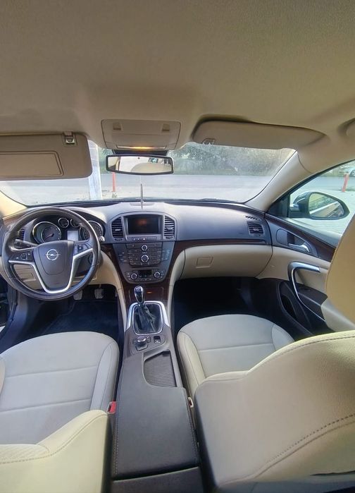 Opel Insignia Sports Tourer, 2009