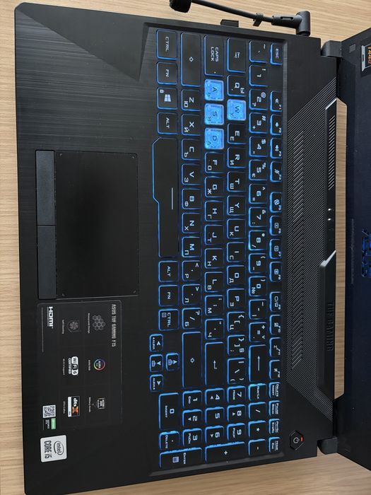Asus Tuf F15 Лаптор са игри / геймърски