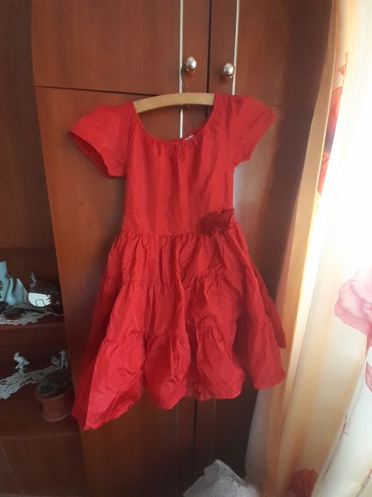 Rochiță  fetita  n116 în condițiile  ff bună