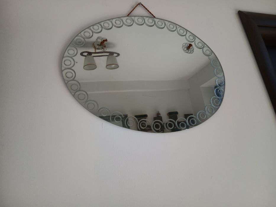Vand oglinda de perete cu ornamente gravate