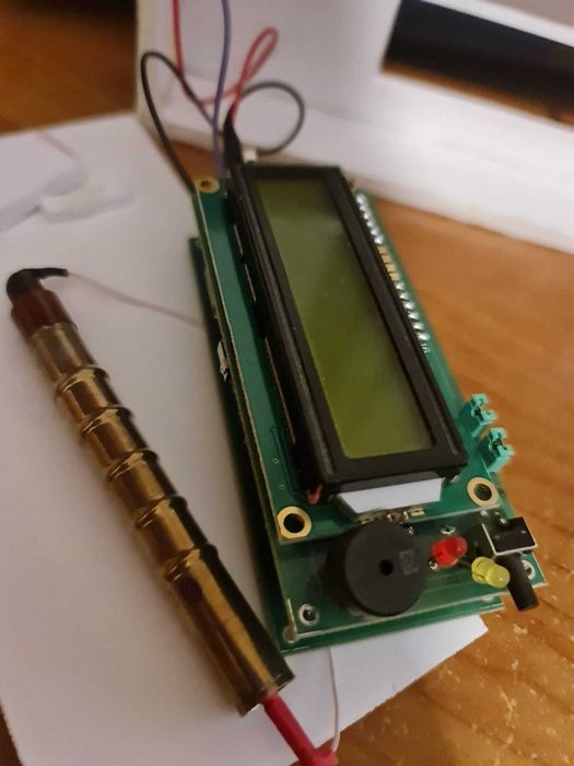 Placa Arduino cu detector de radiatii Geiger, tub rusesc