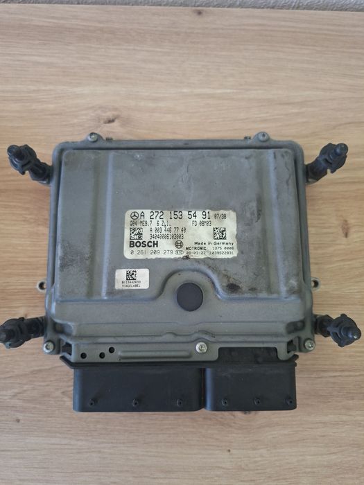 Компютър за mercedes w204 c300  272 преди фейса