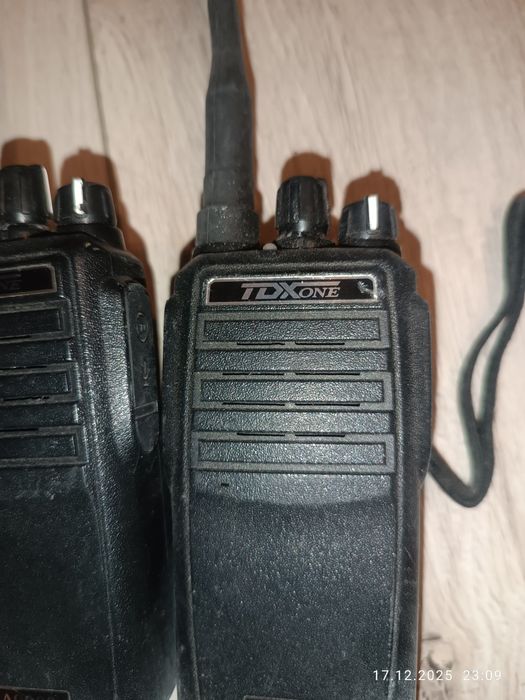 Продам рации TDX one A9000
