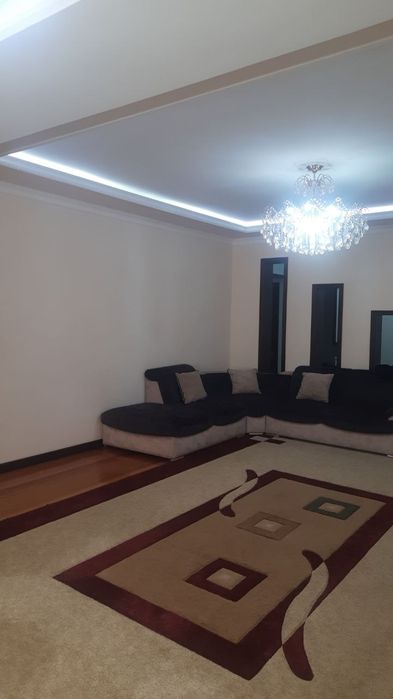 Продаётся просторная 5-комнатная квартира в самом сердце Чиланзара. TL