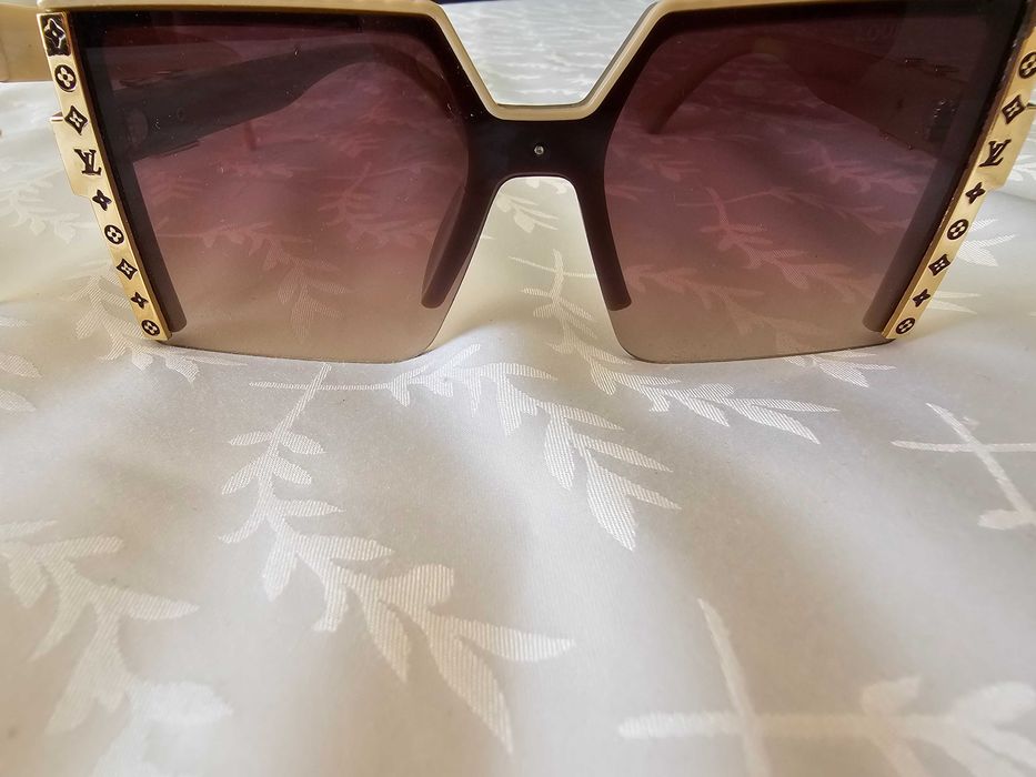 Дамски слънчеви очила