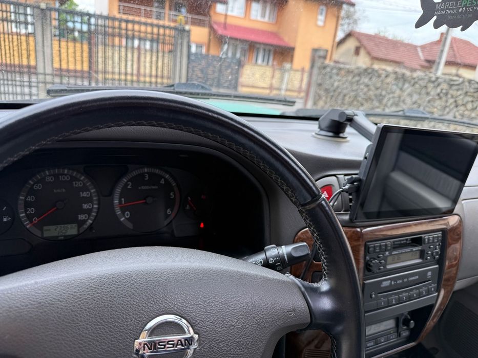 Nissan Patrol Nissan Patrol 3.0 zdi Autoutilitara 4 locuri !