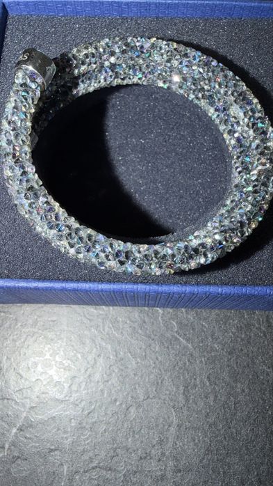 Луксозна дамска гривна Swarovski