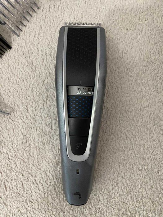 Masina Aparat de tuns ras Phillips HC5630 / 15