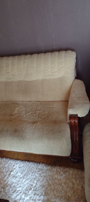 Разтегателен диван