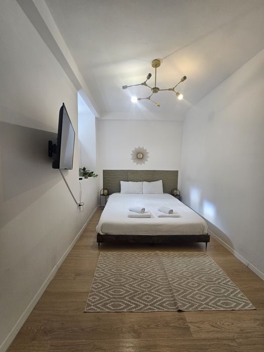 Ultracentral Victoriei Ateneu Investitie Airbnb