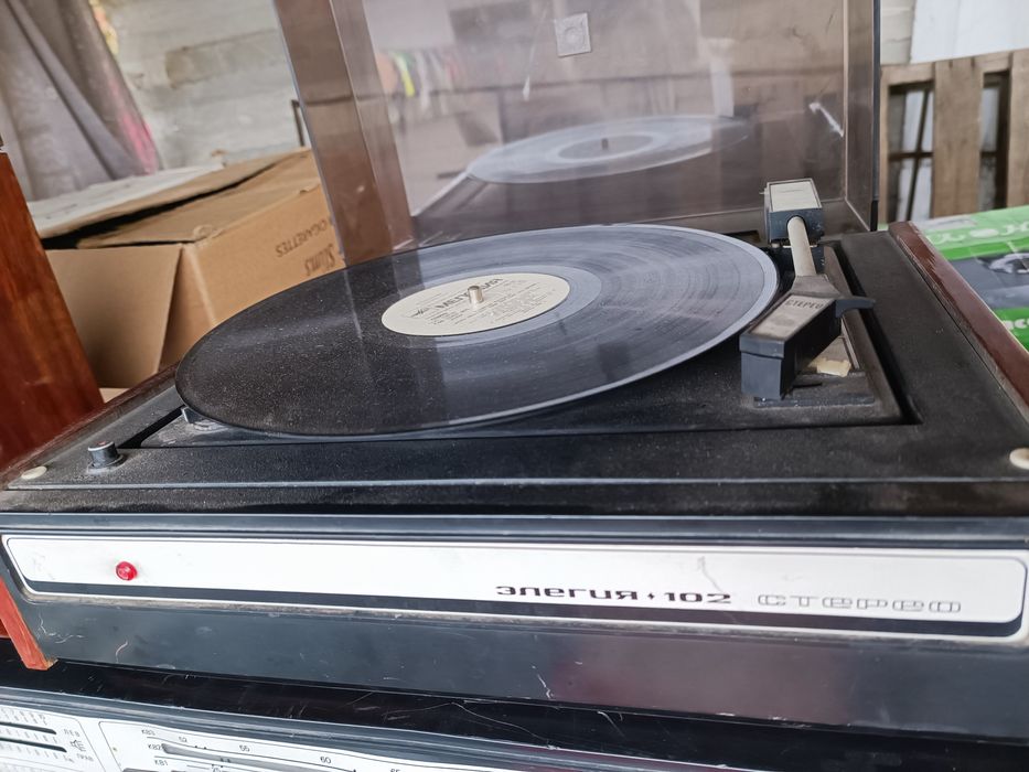 Продам радиоприемник