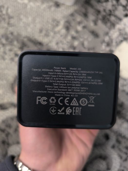 Повербанк на 40000 мАч черный