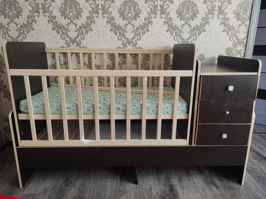 Продам манежку...