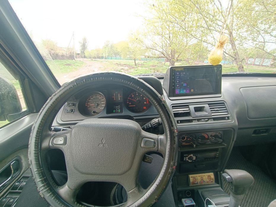 Митсубиси Паджеро 2,4м0