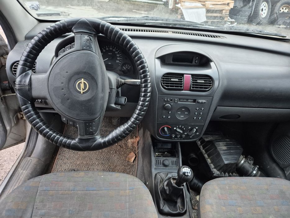 Opel combo 1.7 DTI - на части с  две плъзгащи врати.