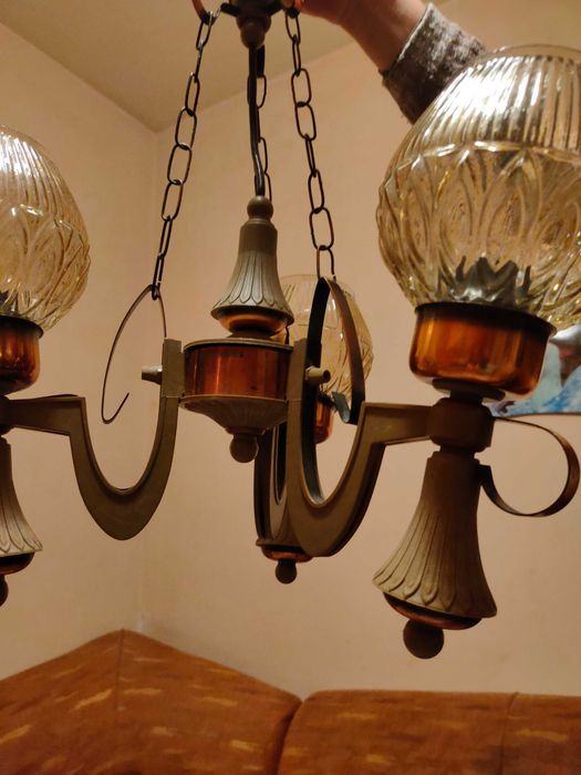 Полюлей с три крушки