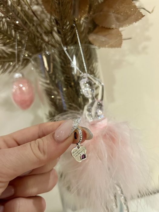 Сребърен талисман Pandora с камъче