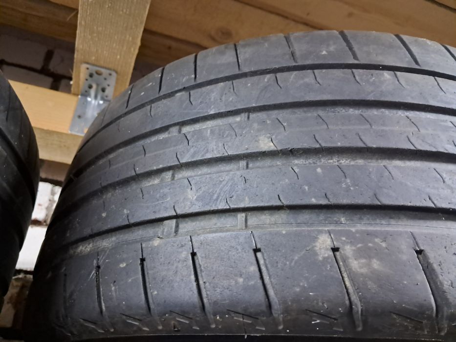 Anvelope second vara 225 35 R18  Bridgestone 2022