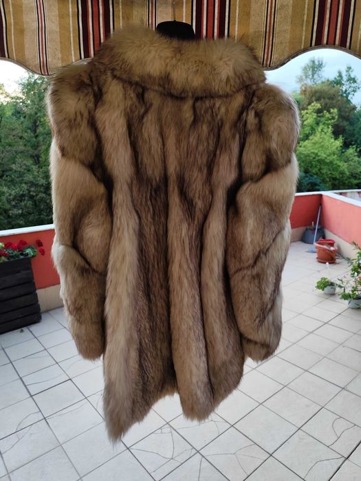 Дамско палто от естествена лисица