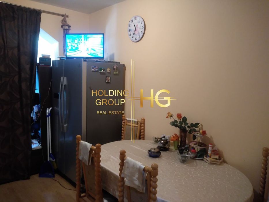 Продава се Четиристаен апартамент в Варна, Център - 100 кв.м за 1710 €/кв.м - Снимка #2