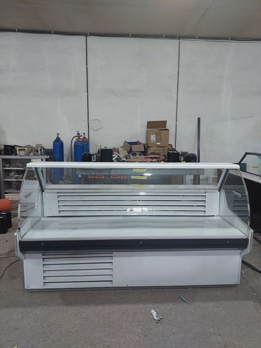 Витрина холодьлники