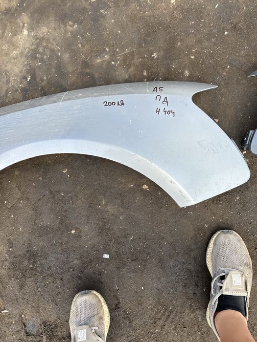 Калник десен за Audi A5 8t facelift Ауди а5 ном 404 с забележки