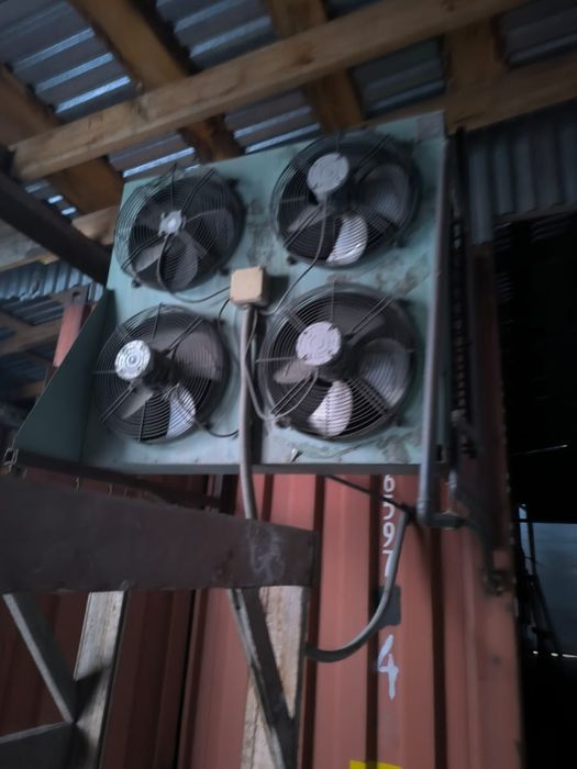 Продам холодильник