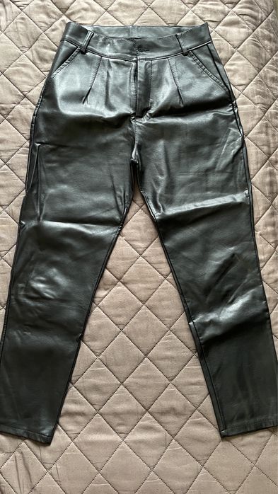 Продам штаны из эко кожи