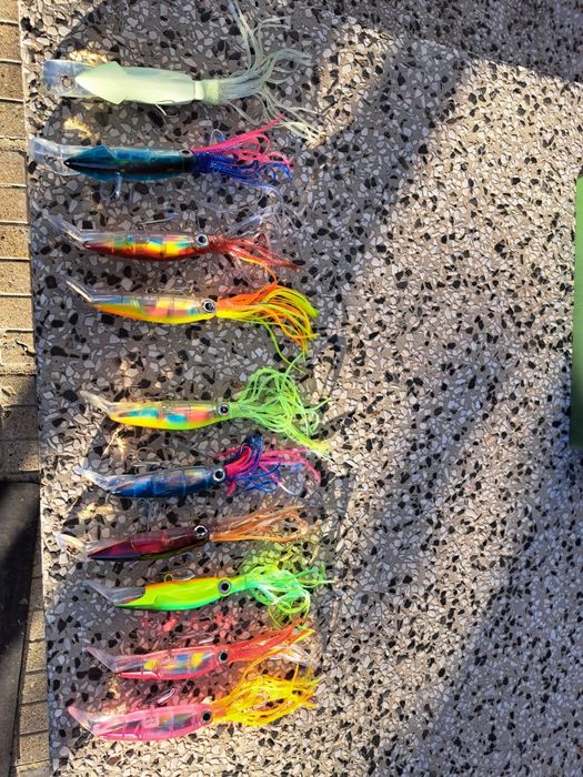 Морски примамки имитиращи калмари