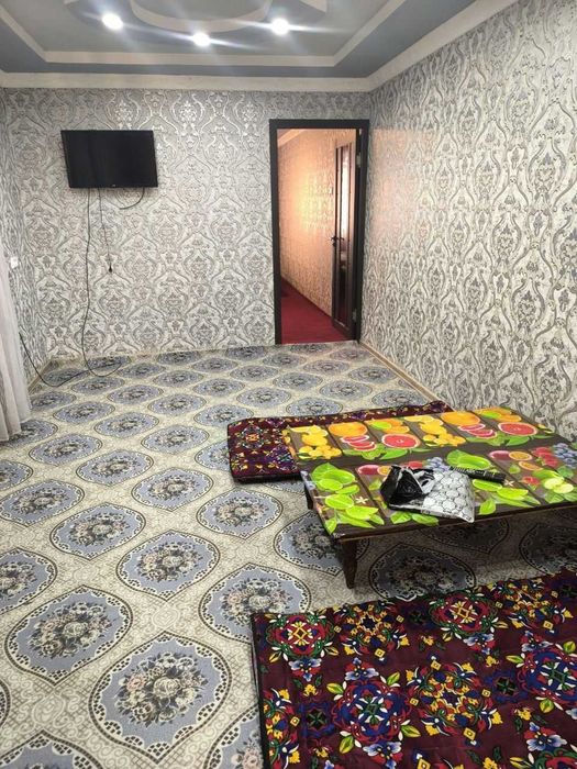 Киргили Мумтоз туйхона якинида 4/2 этаж 2 хона уй ижарага берилади