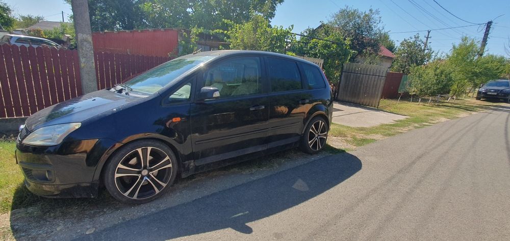 Vând Ford Focus C-Max 2.0 benzină