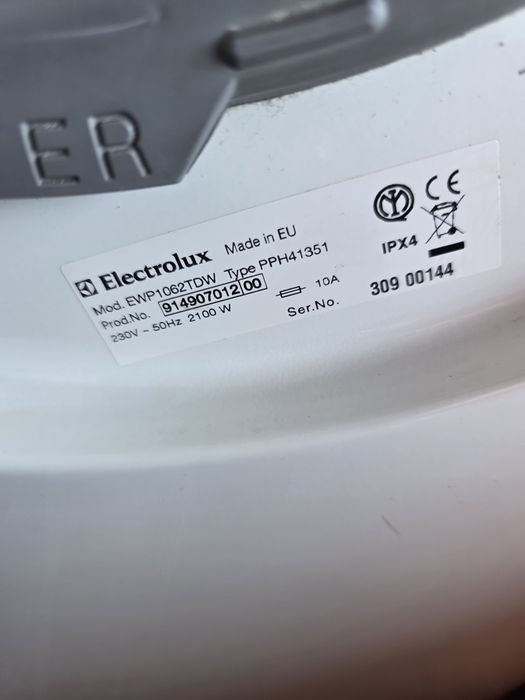 Пералня Electolux