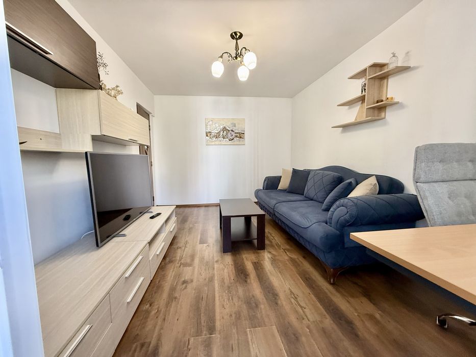 Apartament 3 camere de inchiriat termen lung