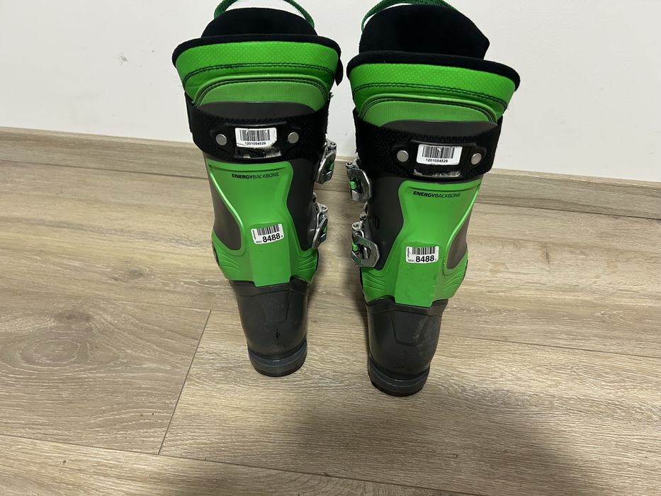 Clapari Atomic Hawx Ultra r 110