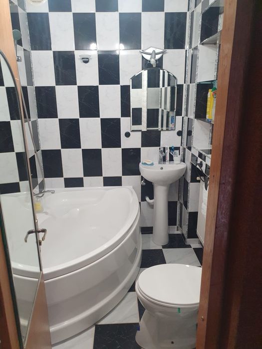 Închiriez apartament 2 camere