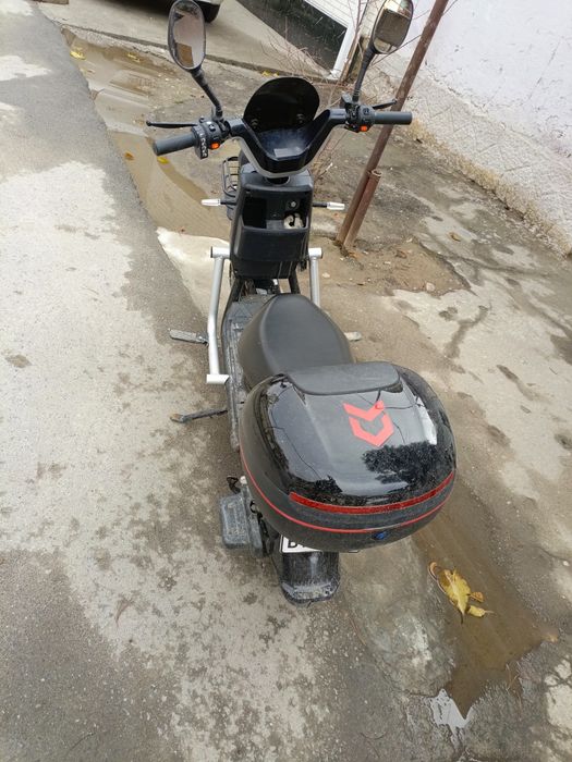 Eletoniy skuter sotiladi