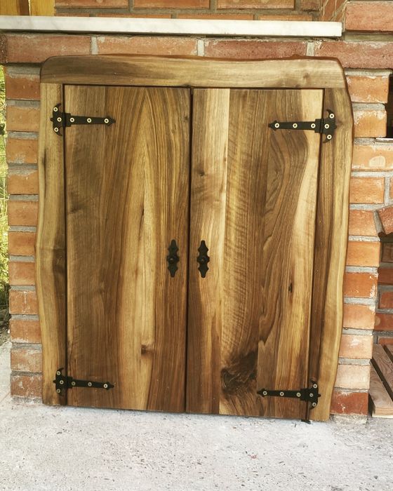 Usi de gratar lemn masiv premium la comanda