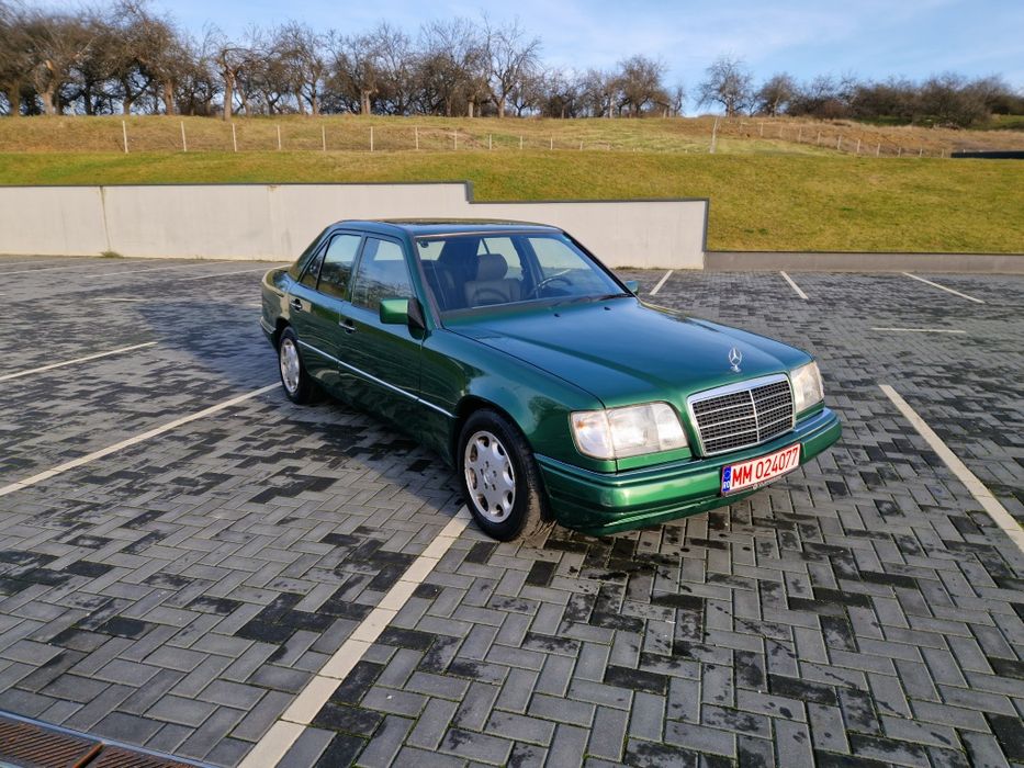 Mercedes W124 2.2