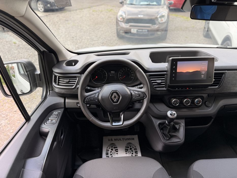 430Euro/Luna Renault Trafic 8+1 FaceLift 2022 150mii Km 2.0DCi Euro6 TVA Deductibil si Garantie 3 Ani Stare perfecta din  toate punctele de vedere