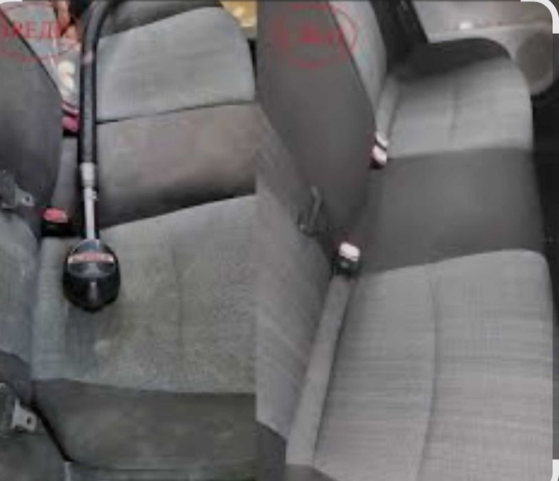 почистване на автомобилни седалки