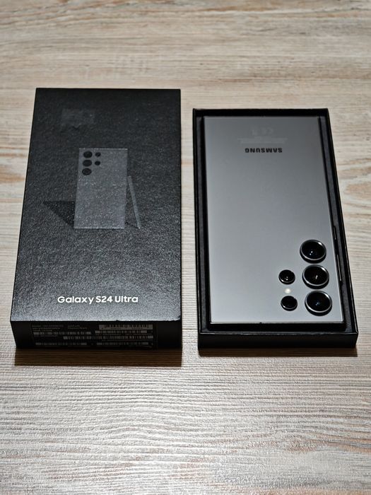 Samsung S24 Ultra 512 gb Ram 12