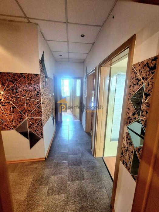 Продава се Тристаен апартамент в Пловдив, Център - 92 кв.м за 1490 €/кв.м - Снимка #9