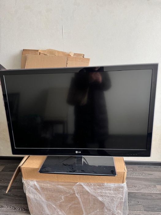 Продам телевизор LG