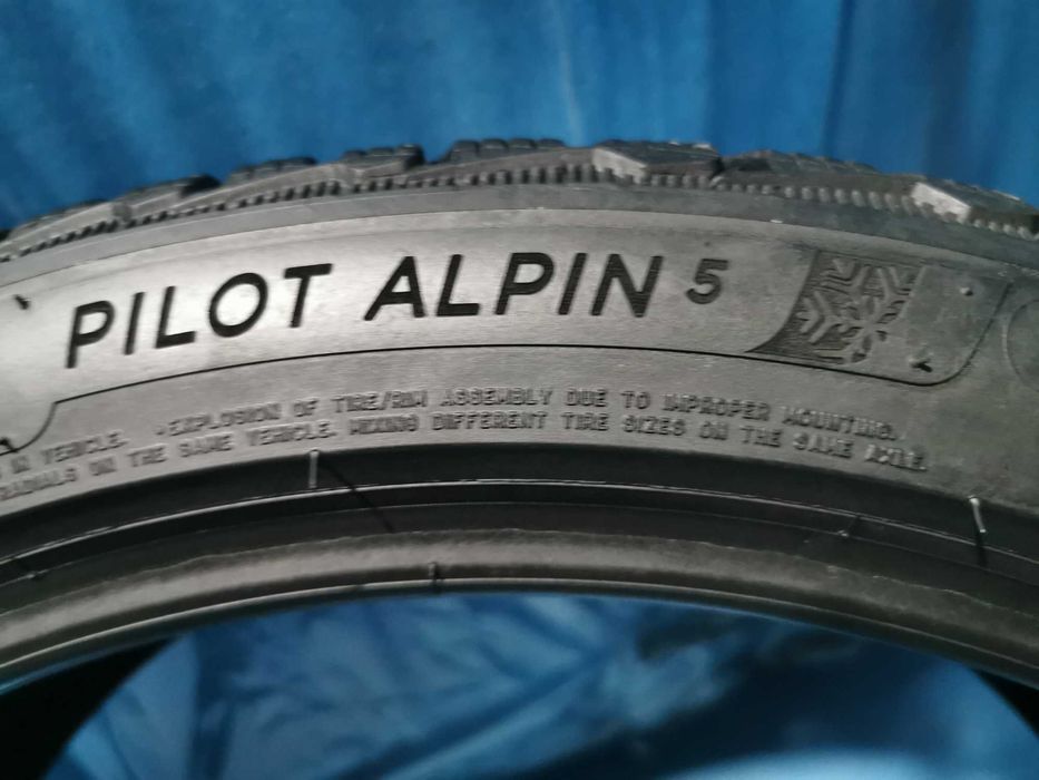 225/40 R19 - michelin m+s 4 bucati